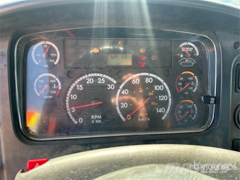 Freightliner M2 112 كابينة والداخلية
