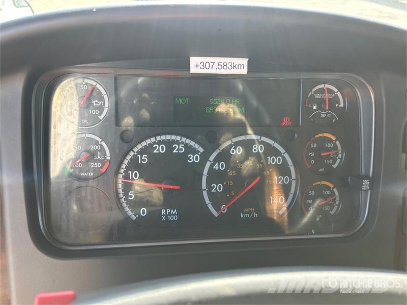Freightliner M2 112 Kühlkoffer