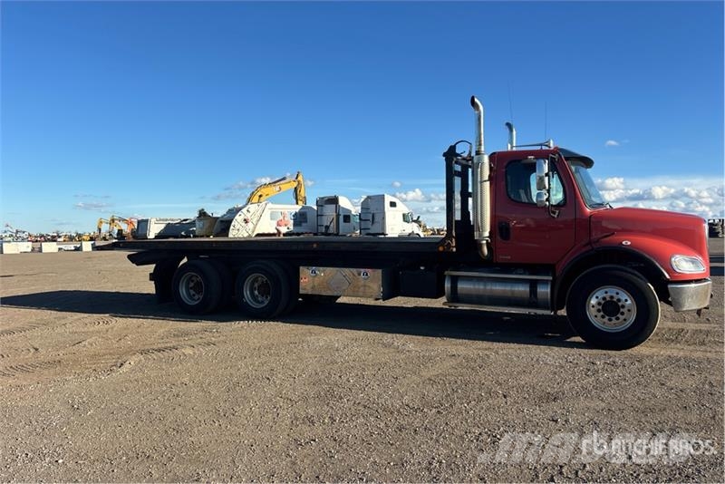 Freightliner M2 112 Скиповые погрузчики