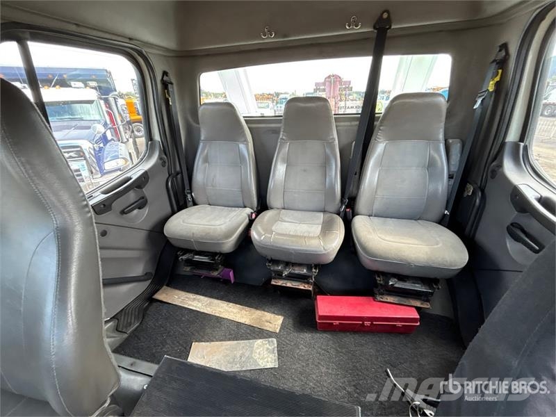 Freightliner M2 112 レッカー車