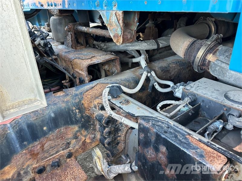 Freightliner M2 112 Truck Tractor Units