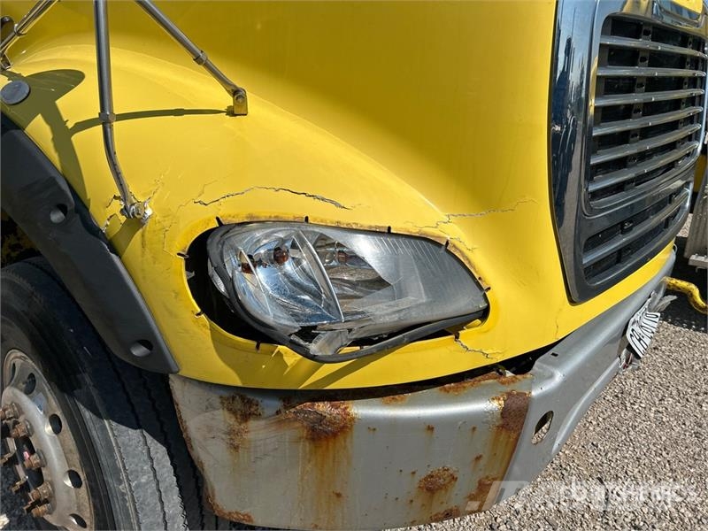 Freightliner M2 112 كابينة والداخلية