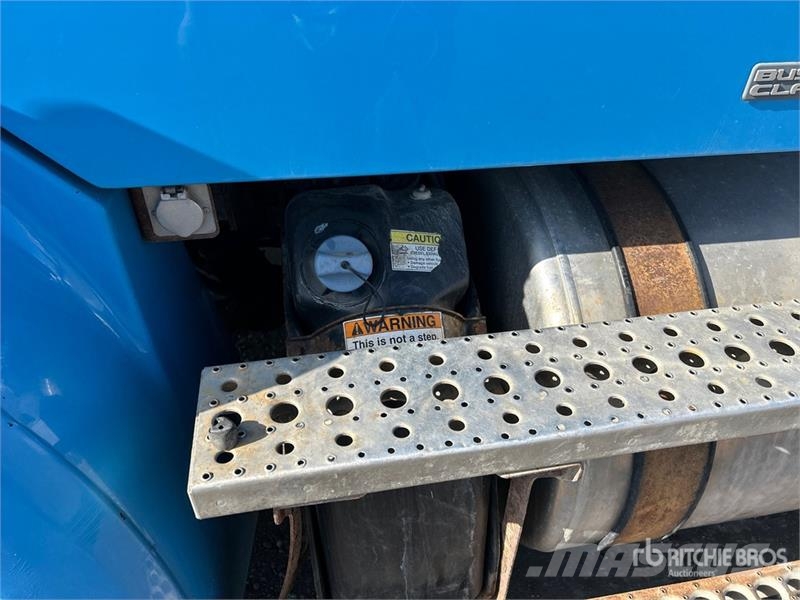 Freightliner M2 112 Truck Tractor Units