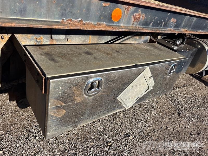 Freightliner M2 112 Скиповые погрузчики
