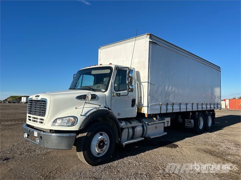 Freightliner M2 112 Lastbil - Gardin