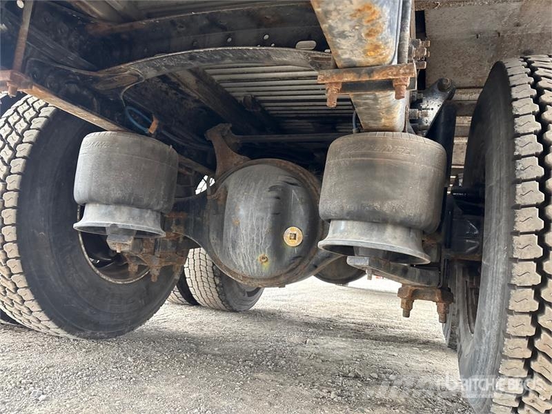 Freightliner M2 112 Camion cassonati