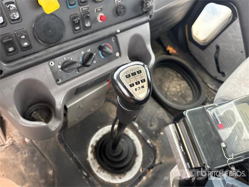 Freightliner M2 112 Kabīnes un interjers