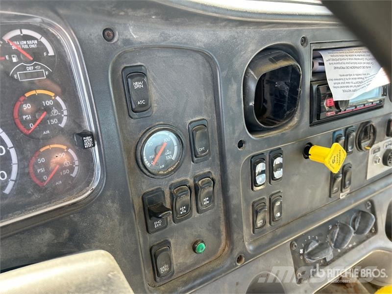 Freightliner M2 112 كابينة والداخلية