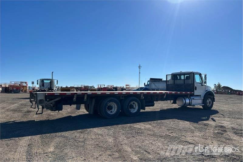 Freightliner M2 112 6x4 Flatbed Truck Pritschenwagen/Pritschenwagen mit Seitenklappe