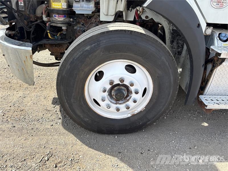 Freightliner M2 112 6x4 Flatbed Truck Lava-kuorma-autot