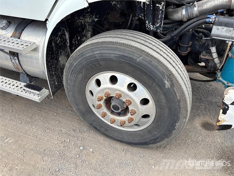 Freightliner M2 112 6x4 Crew Cab Tow Truck Recovery vehicles