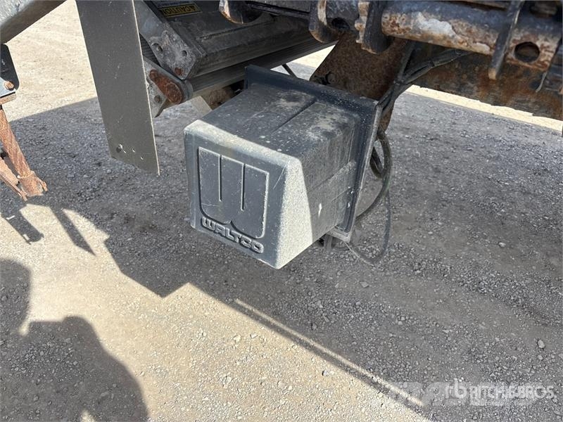 Freightliner M2 112 6x4 Flatbed Truck Lava-kuorma-autot