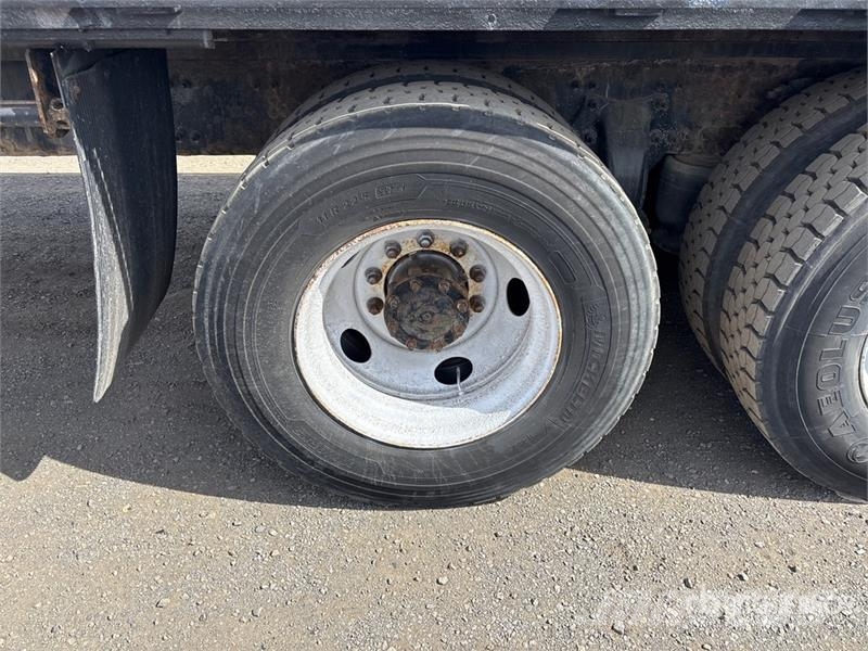 Freightliner M2 112 6x4 Flatbed Truck Lava-kuorma-autot
