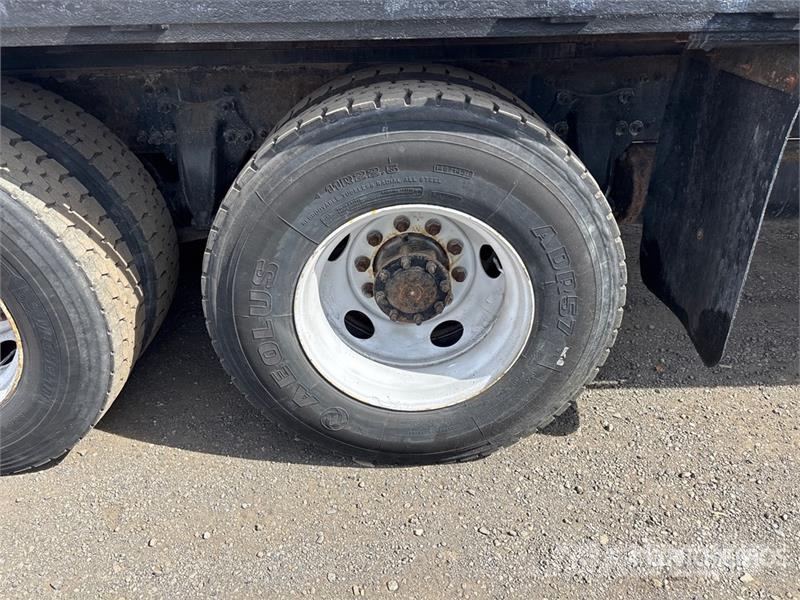 Freightliner M2 112 6x4 Flatbed Truck Lava-kuorma-autot