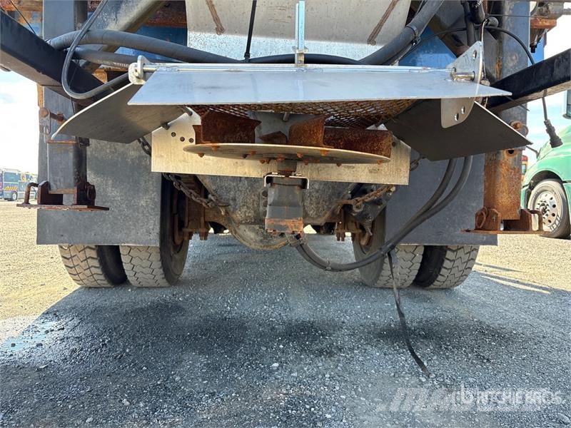 Freightliner M2106 4x2 S/A Dump Truck Lastbiler med tip