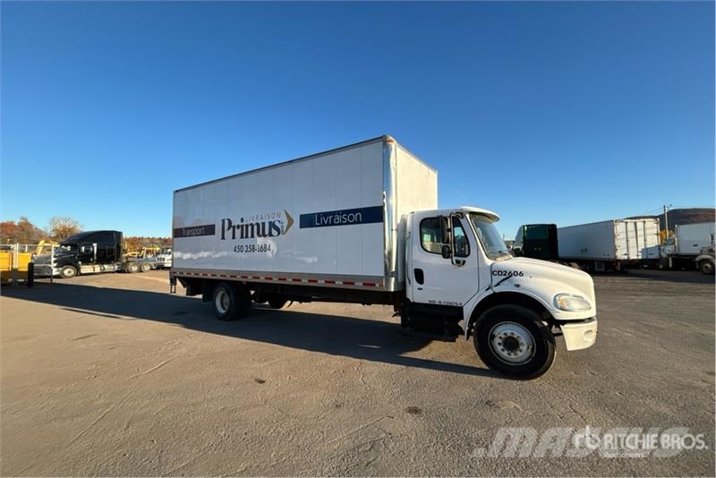 Freightliner M2106 4x2 Van Truck Bakwagens met gesloten opbouw