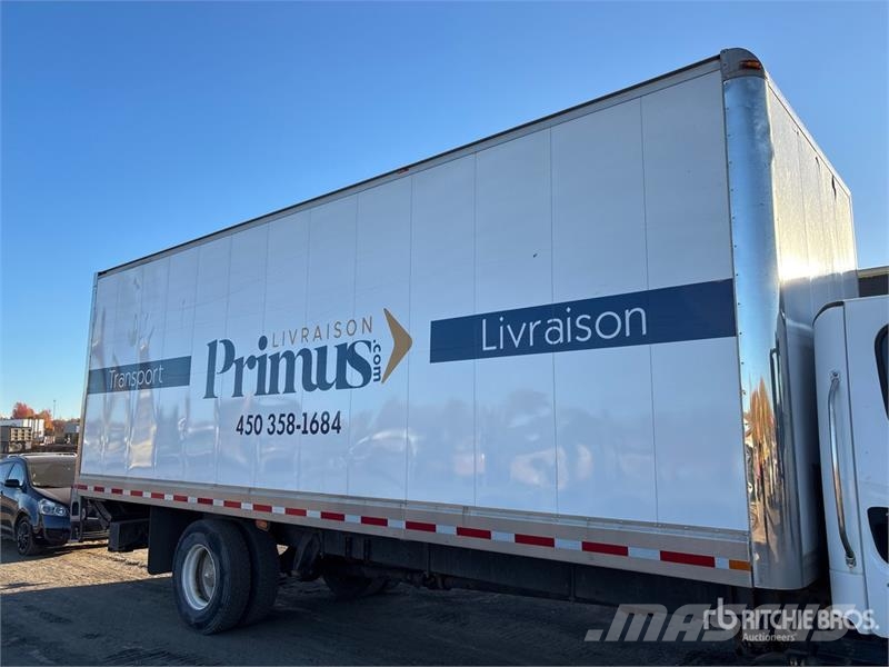 Freightliner M2106 4x2 Van Truck Bakwagens met gesloten opbouw