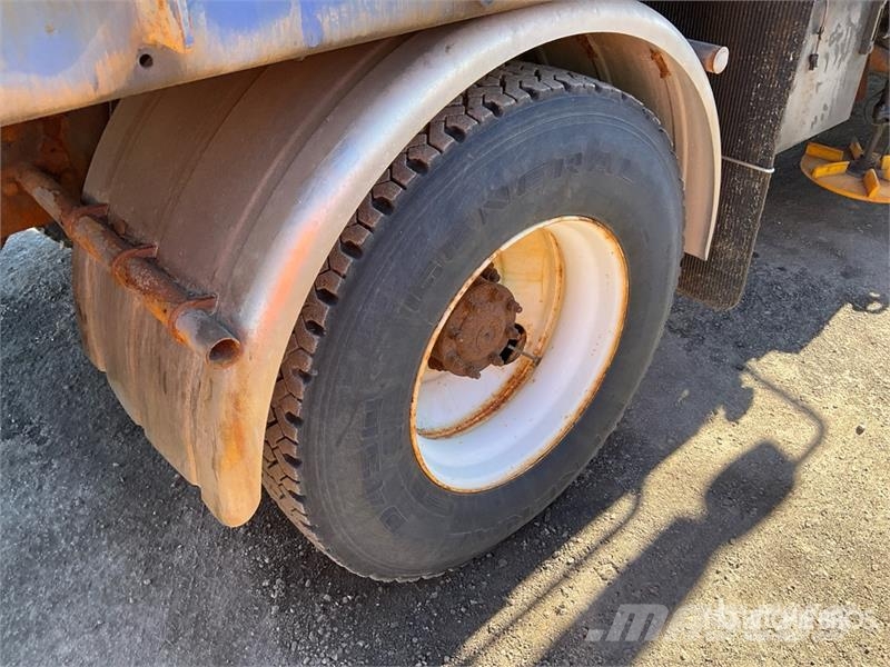 Freightliner M2106 4x2 Snow Plow Truck Общински/универсални превозни средства
