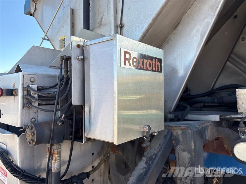 Freightliner M2106 4x2 S/A Dump Truck Lastbiler med tip
