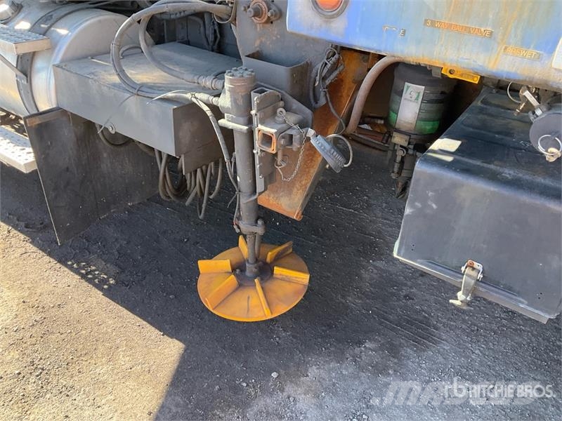 Freightliner M2106 4x2 Snow Plow Truck Общински/универсални превозни средства
