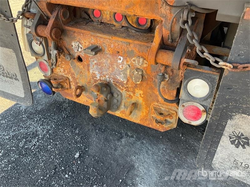 Freightliner M2106 4x2 Snow Plow Truck Общински/универсални превозни средства
