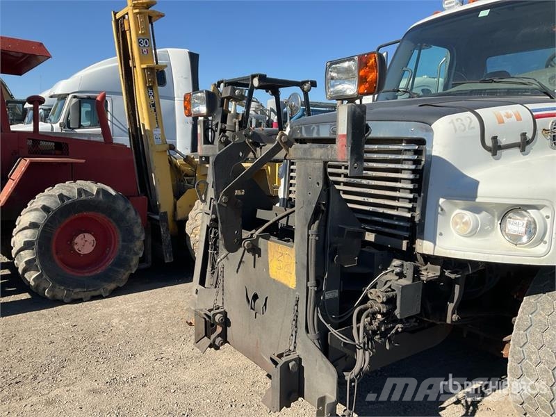 Freightliner M2106 4x2 Snow Plow Truck Общински/универсални превозни средства
