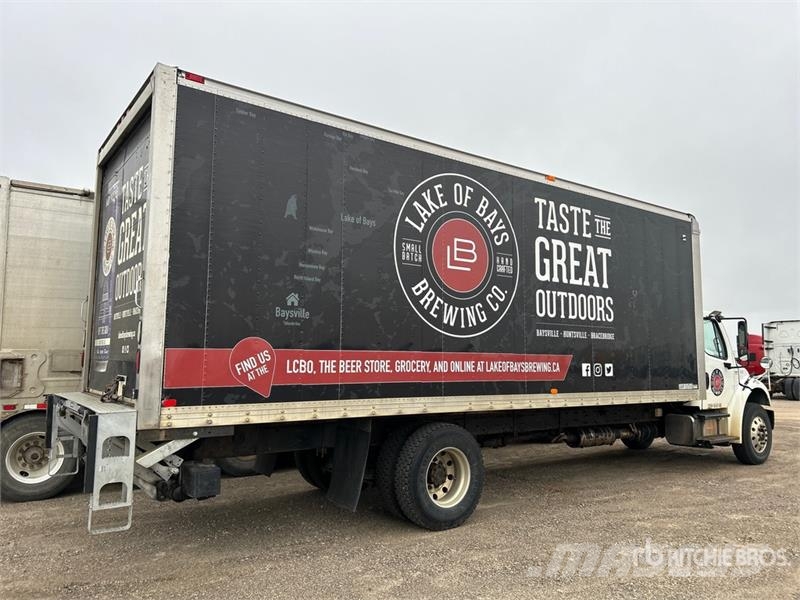 Freightliner M2106 4x2 Van Truck Box body trucks