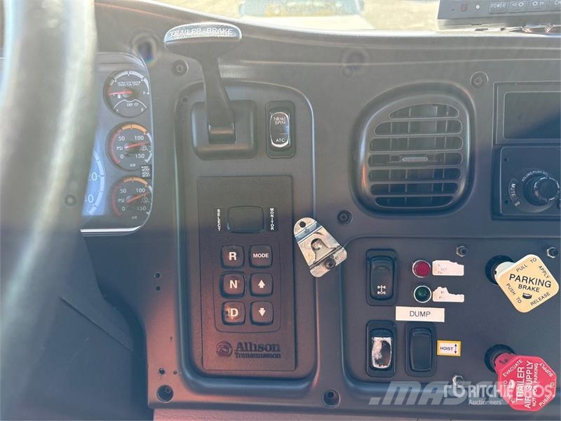 Freightliner M2106 4x2 S/A Dump Truck Lastbiler med tip