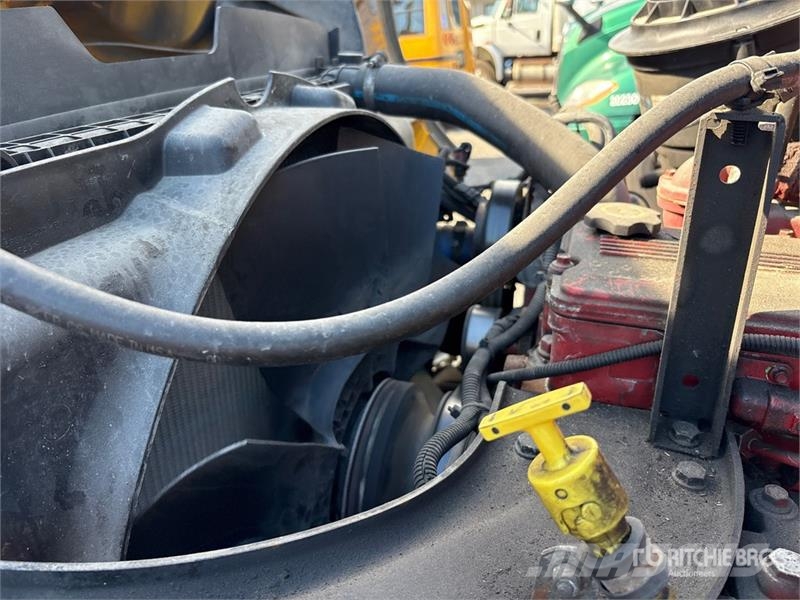 Freightliner M2106 4x2 S/A Dump Truck Lastbiler med tip
