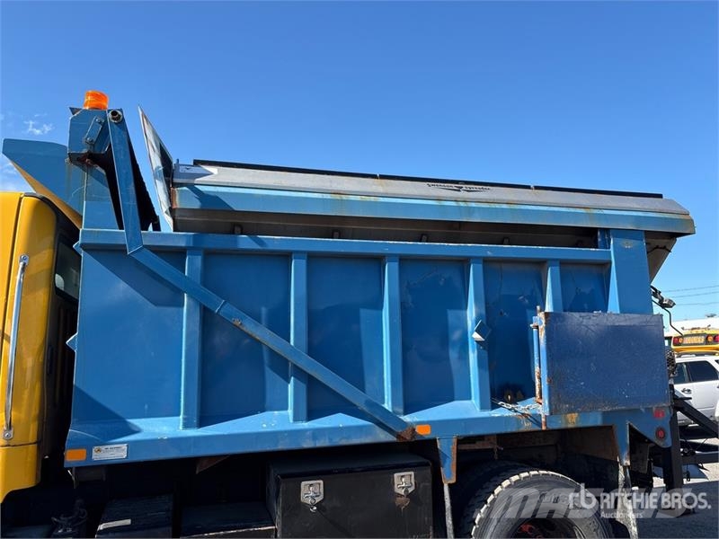 Freightliner M2106 4x2 S/A Dump Truck Lastbiler med tip