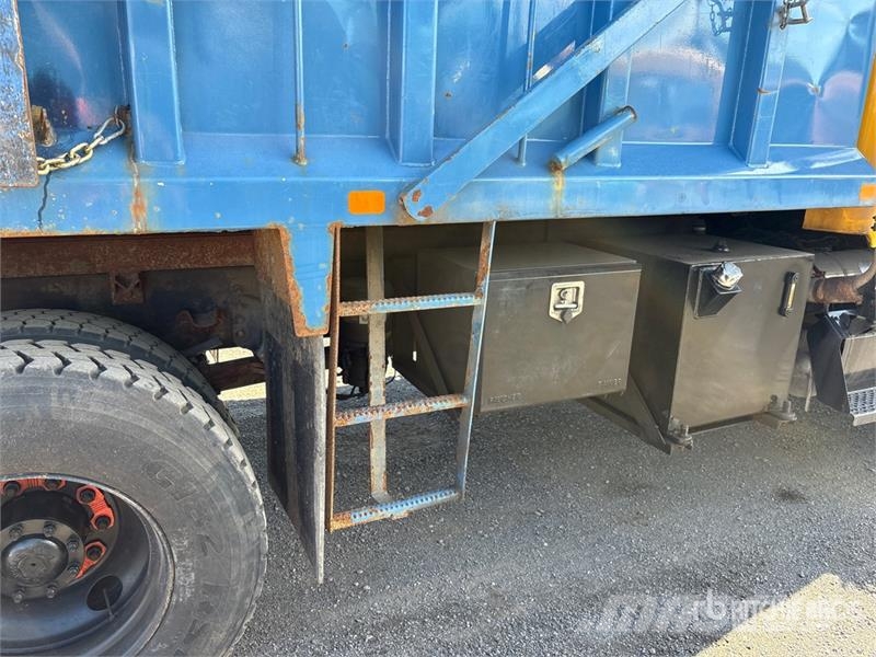 Freightliner M2106 4x2 S/A Dump Truck Lastbiler med tip