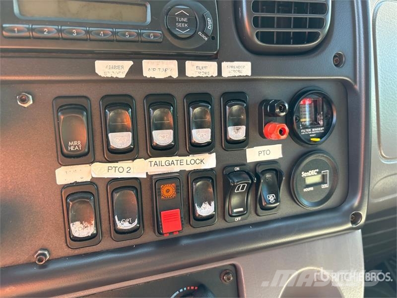 Freightliner M2106 4x2 S/A Dump Truck Lastbiler med tip
