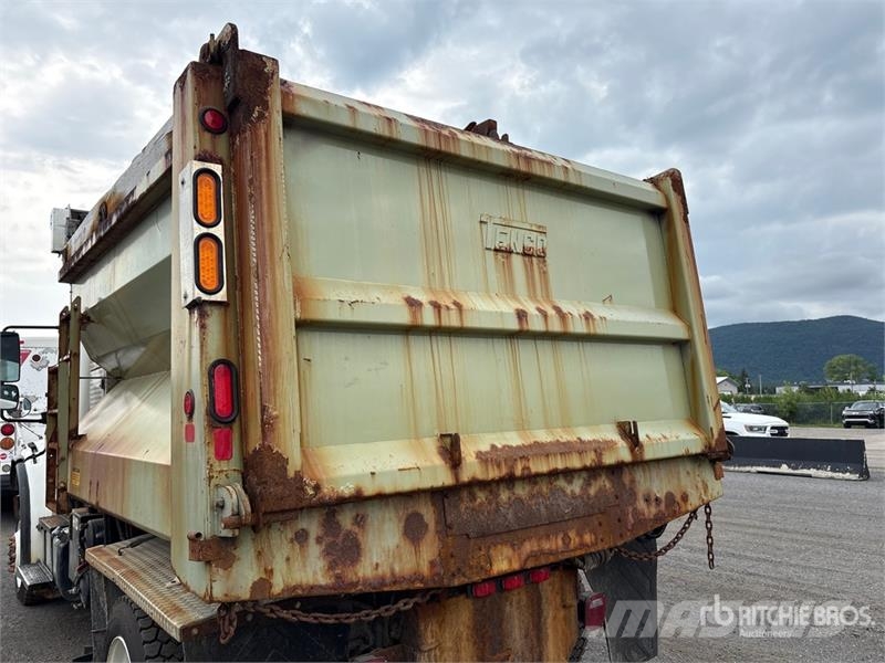 Freightliner M2106 4x4 Snow Plow Truck Forsvar/Miljø