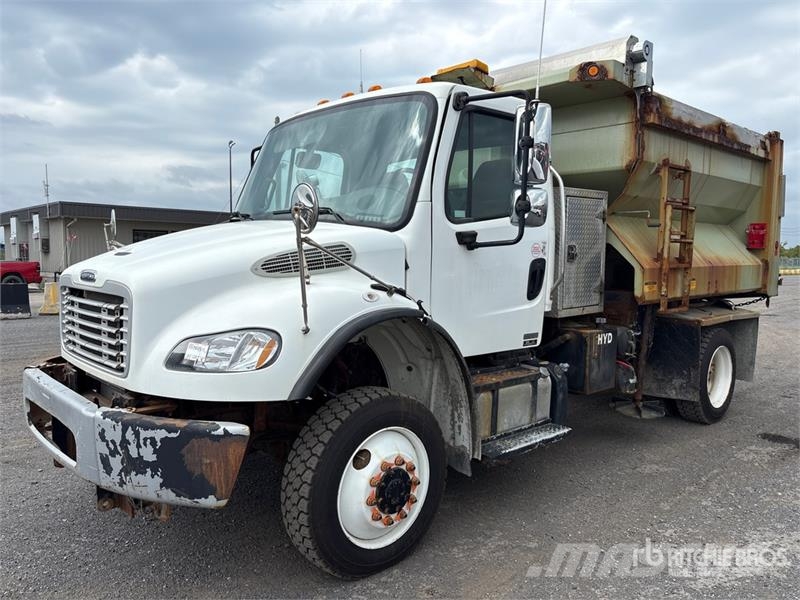 Freightliner M2106 4x4 Snow Plow Truck Forsvar/Miljø
