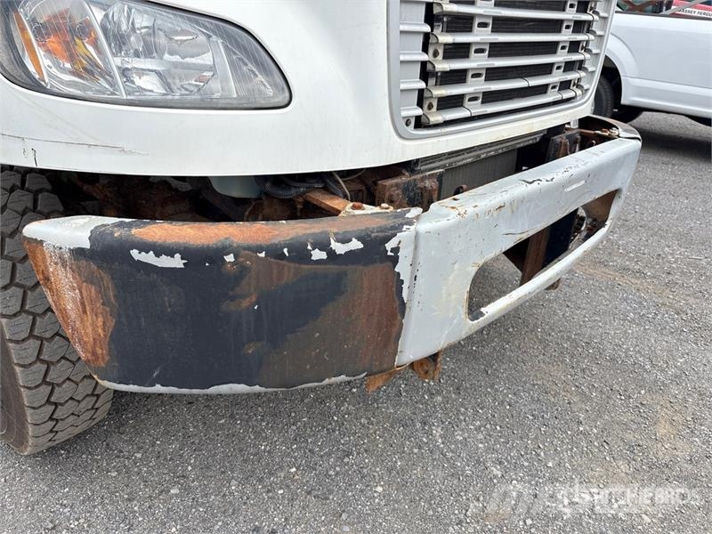 Freightliner M2106 4x4 Snow Plow Truck Forsvar/Miljø