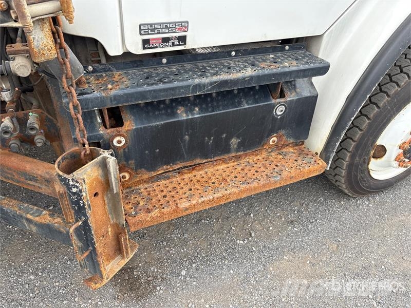 Freightliner M2106 4x4 Snow Plow Truck Forsvar/Miljø