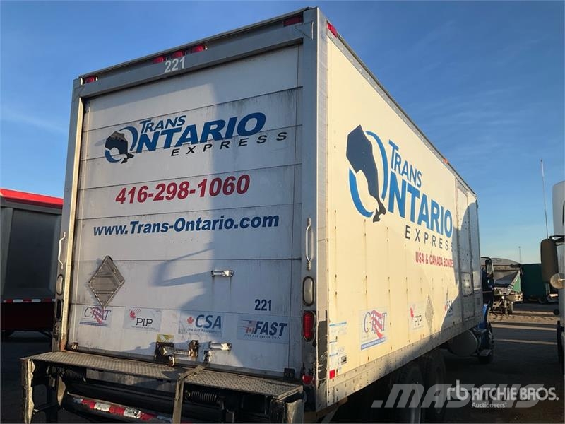 Freightliner M2106 6x4 Van Truck (Inoperable) Sanduk kamioni