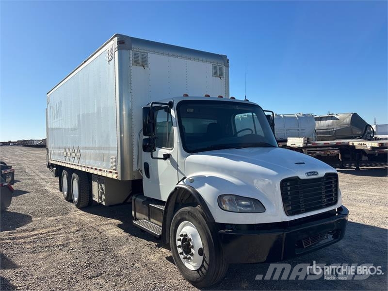 Freightliner M2106 6x4 Van Truck Фургони