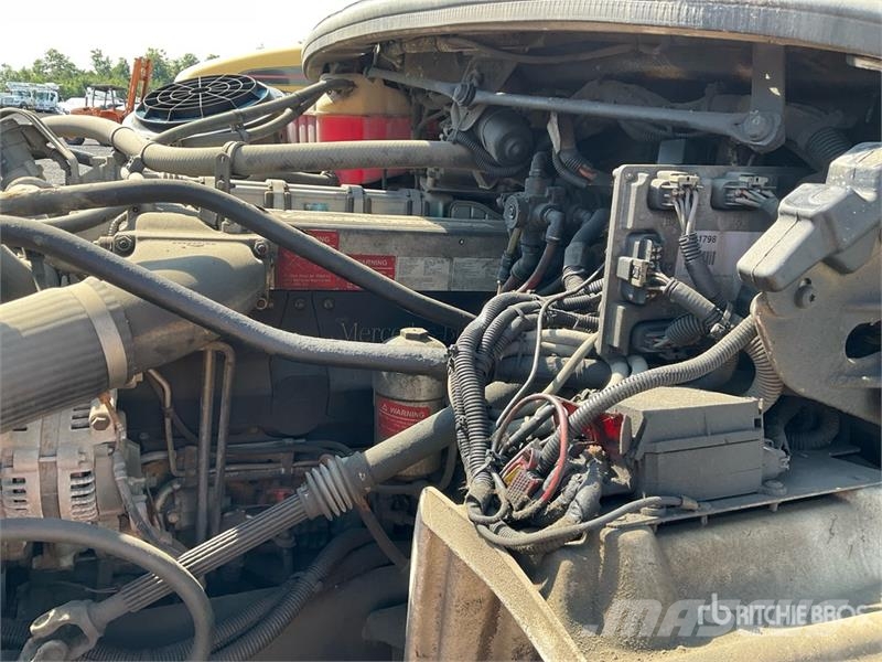 Freightliner M2112 Camiones grúa
