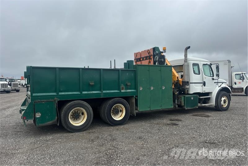 Freightliner M2112 Camiones grúa