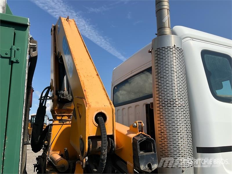 Freightliner M2112 Camiones grúa