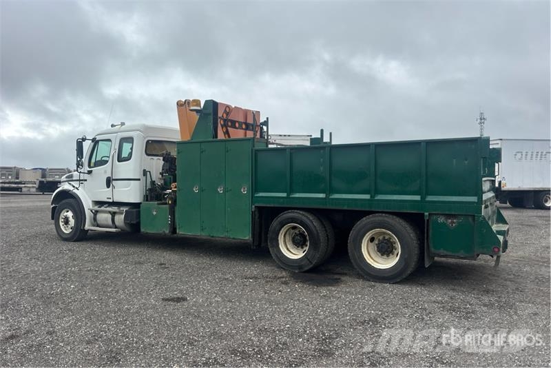 Freightliner M2112 Camiones grúa