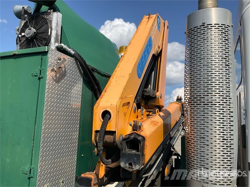 Freightliner M2112 Camiones grúa