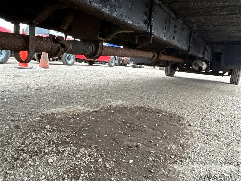 Freightliner MT55 4x2 Step Van Truck Sanduk kamioni