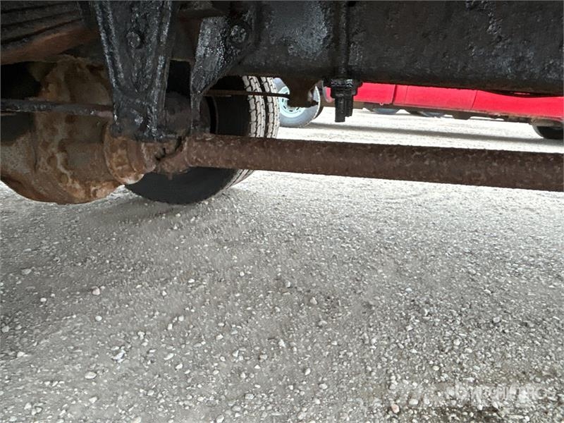 Freightliner MT55 4x2 Step Van Truck Sanduk kamioni