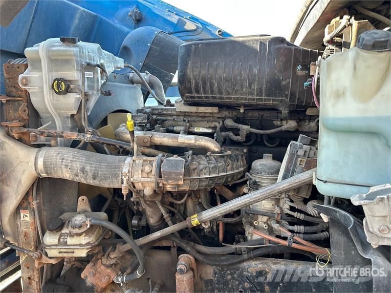 Freightliner REBUILT Coronado 122SD 6x4 T/A Sleeper Truck Tract Çekiciler