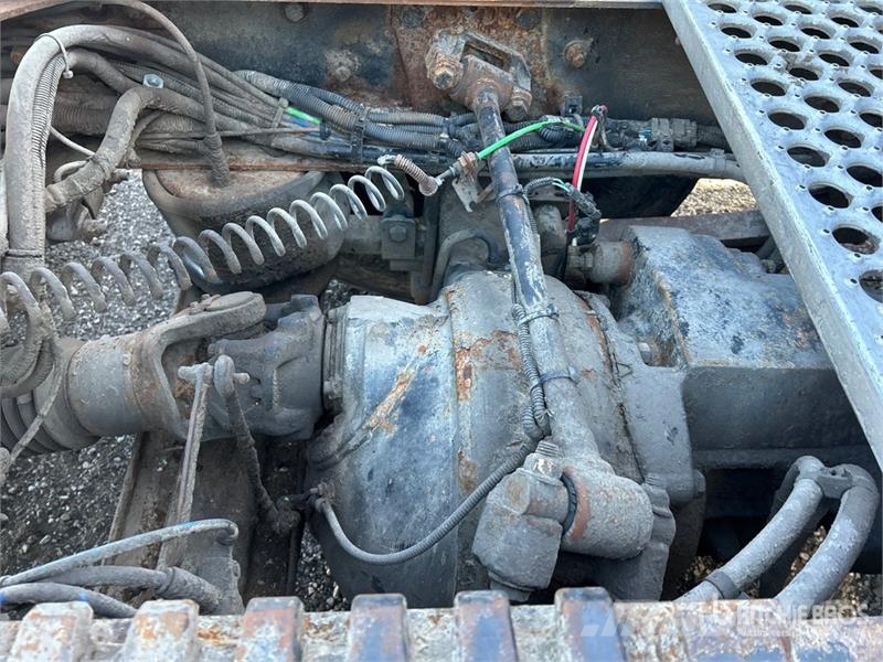 Freightliner REBUILT Coronado 122SD 6x4 T/A Sleeper Truck Tract Çekiciler