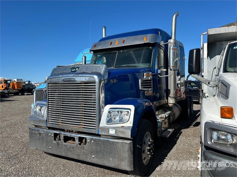 Freightliner REBUILT Coronado 122SD 6x4 T/A Sleeper Truck Tract Çekiciler