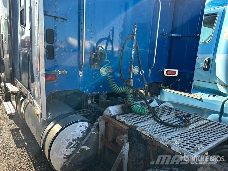 Freightliner REBUILT Coronado 122SD 6x4 T/A Sleeper Truck Tract Çekiciler