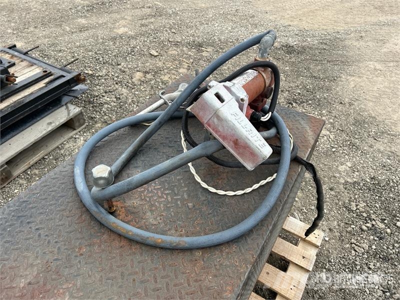 Fuel Tank Kraftstoff- und Zusatzstoffbehälter
